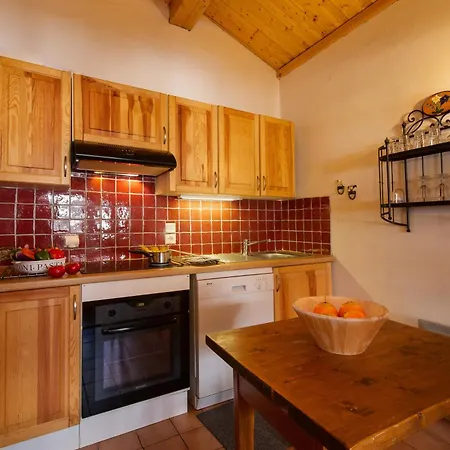 Le Au Tour In-ski Out - Happy Apartament